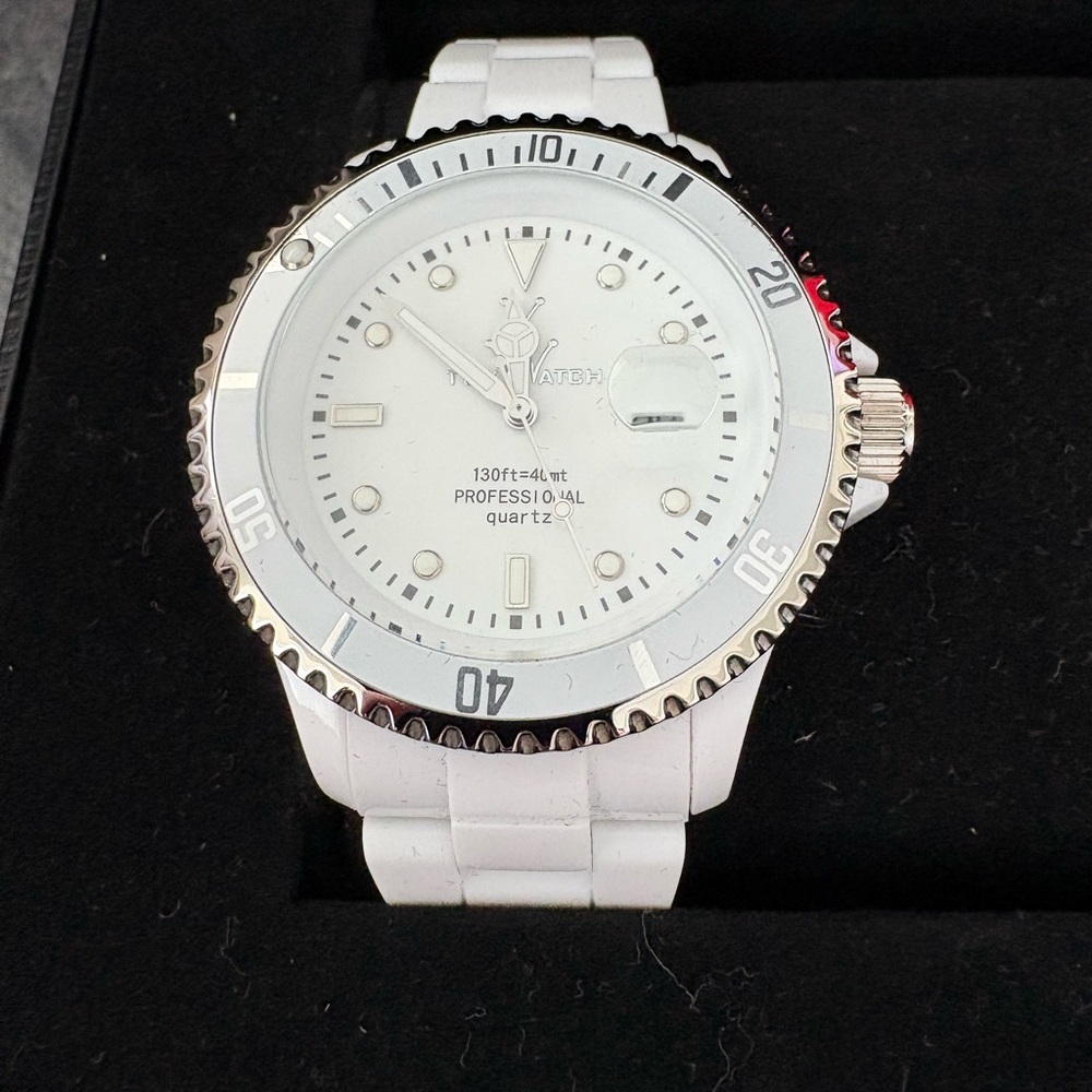ToyWatch White and Silver Men's Quartz Watch